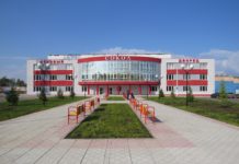 «Спорт — норма жизни»: в республиканскую школу хоккея начало поступать новое оборудование для подготовки юных спортсменов