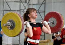 Ведущие тяжелоатлеты Чувашии выступают на чемпионате России в Грозном