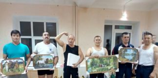Федерация гиревого спорта Чувашской Республике в предверии дня пожилых людей, проводит традиционный турнир по гиревому спорту среди ветеранов