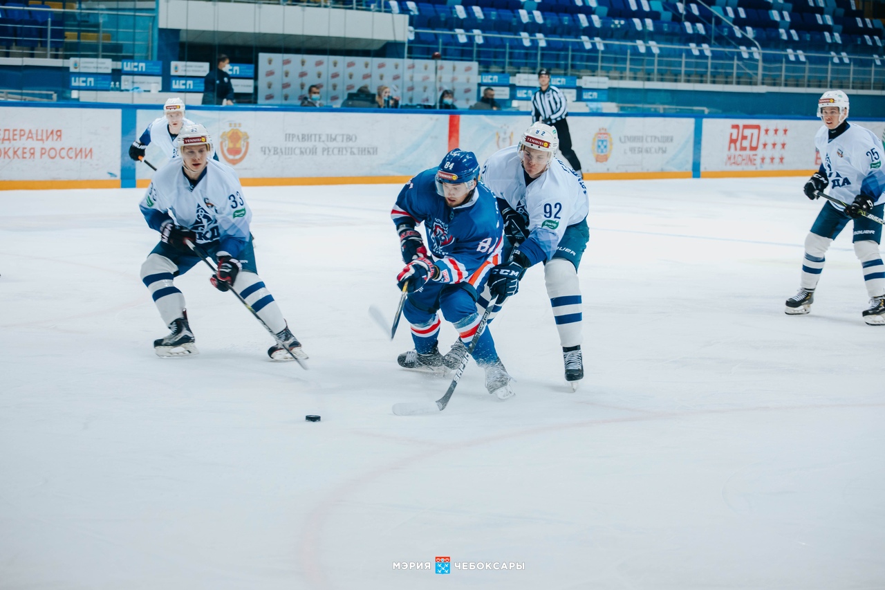 wbFsc6HpIPI ХК "Чебоксары" - "Динамо-Алтай": третья победа чебоксарцев в домашней серии матчей