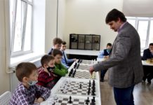 В Чувашии сразу на четырёх площадках прошли сеансы одновременной игры с международными гроссмейстерами