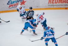 ХК «Чебоксары» в напряжённом матче, борясь до последнего, уступает победу ХК «Красноярские рыси»