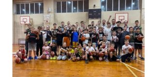 «Чебоксарские ястребы» дали мастер-класс юным коллегам по оранжевому мячу
