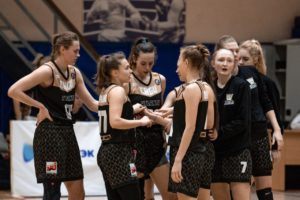 4FkBJ7htNdg Три игры, две победы и одно поражение: питерские дерби "ЧГУ-Атланта"