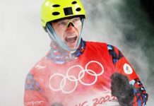 ИЛЬЯ БУРОВ ВЫИГРАЛ БРОНЗОВУЮ МЕДАЛЬ В СОРЕВНОВАНИЯХ ПО ЛЫЖНОЙ АКРОБАТИКЕ
