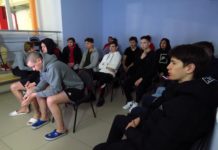Акция «Сообщи, где торгуют смертью» в СШОР №4
