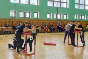 aY51GbbhprY 23 февраля в Чебоксарах состоялся чемпионат Чувашии по армреслингу