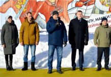Спортивные семьи Янтиковского района приняли участие в фестивале «Люблю папу, маму и хоккей!»