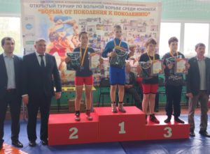 В Новое Атлашево состоялся открытый турнир по вольной борьбе среди юношей «Борьба от поколения к поколению» 1 20220528 165035 В Новое Атлашево состоялся открытый турнир по вольной борьбе среди юношей «Борьба от поколения к поколению»