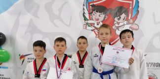 Юные воспитанники чувашской школы тхэквондо вернулись с медалями с Республики Татарстан