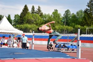 hd dsc 0591 В столице Чувашии проходят чемпионат и первенство Поволжья и окружной этап Спартакиады учащихся России по лёгкой атлетике