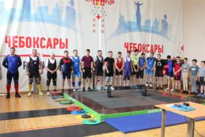 hd img 3251 Разыграны медали первенства Чувашии и республиканских соревнований, посвященных памяти ЗРФКиС ЧР Шелтукова С.С. по тяжелой атлетике