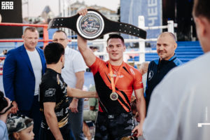 Кикбоксинг. Кубок чемпионов 15 КРАСНАЯ ПЛОЩАДЬ Dergunov 19 августа 69 Министр спорта Чувашии Василий Петров: «Профессиональный турнир «Кубок чемпионов» - украшение программы празднования Дня города Чебоксары»