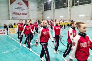 hd photo1672224662 9 Елка в кроссовках: в столице Чувашии прошли соревнования по спортивной аэробике
