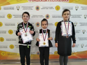 001 ИТОГИ городского турнира по быстрым шахматам на призы главы администрации города Чебоксары Д. В. СПИРИНА