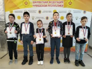 003 ИТОГИ городского турнира по быстрым шахматам на призы главы администрации города Чебоксары Д. В. СПИРИНА
