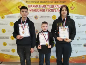 005 ИТОГИ городского турнира по быстрым шахматам на призы главы администрации города Чебоксары Д. В. СПИРИНА