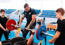 Никита Линик — победитель Чемпионата России по пауэрлифтингу среди слепых