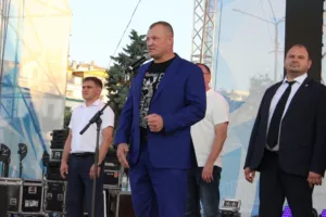 dghNQKAOMijc0q5prFabLZ82eYeGuQi7 — копия В преддверии Дня города на Красной площади прошел "Кубок чемпионов -16"