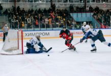 «Сокол» воспарил на родном льду