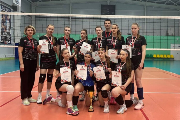 CDif7dYvs6U